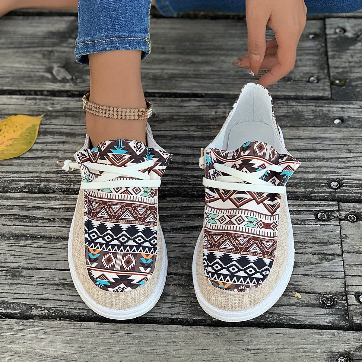 Tribal Pattern Canvas Shoes, Casual Low Top Sneakers